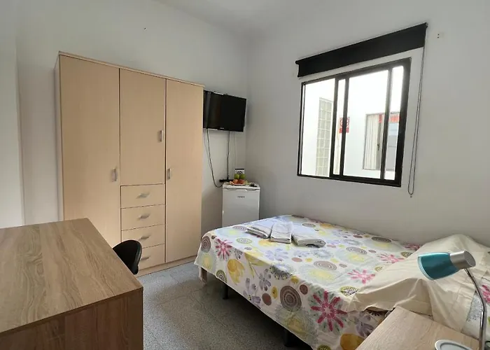 Central, Quiet And Comfortable Room, Breakfast Lejlighed *