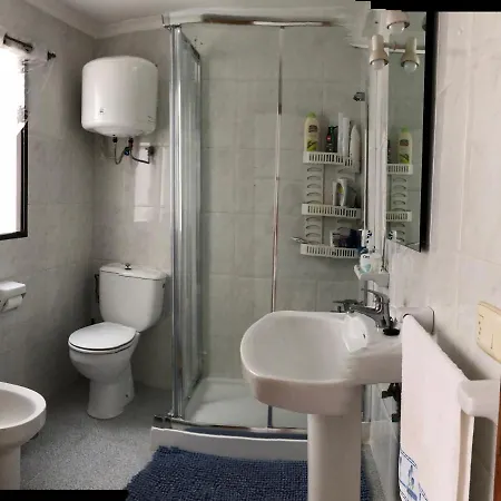 Central, Quiet And Comfortable Room, Breakfast Appartement *